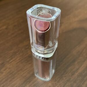 L’Oreal Glow Paradise Balm in Lipstick in Ecstatic Mulberry 190